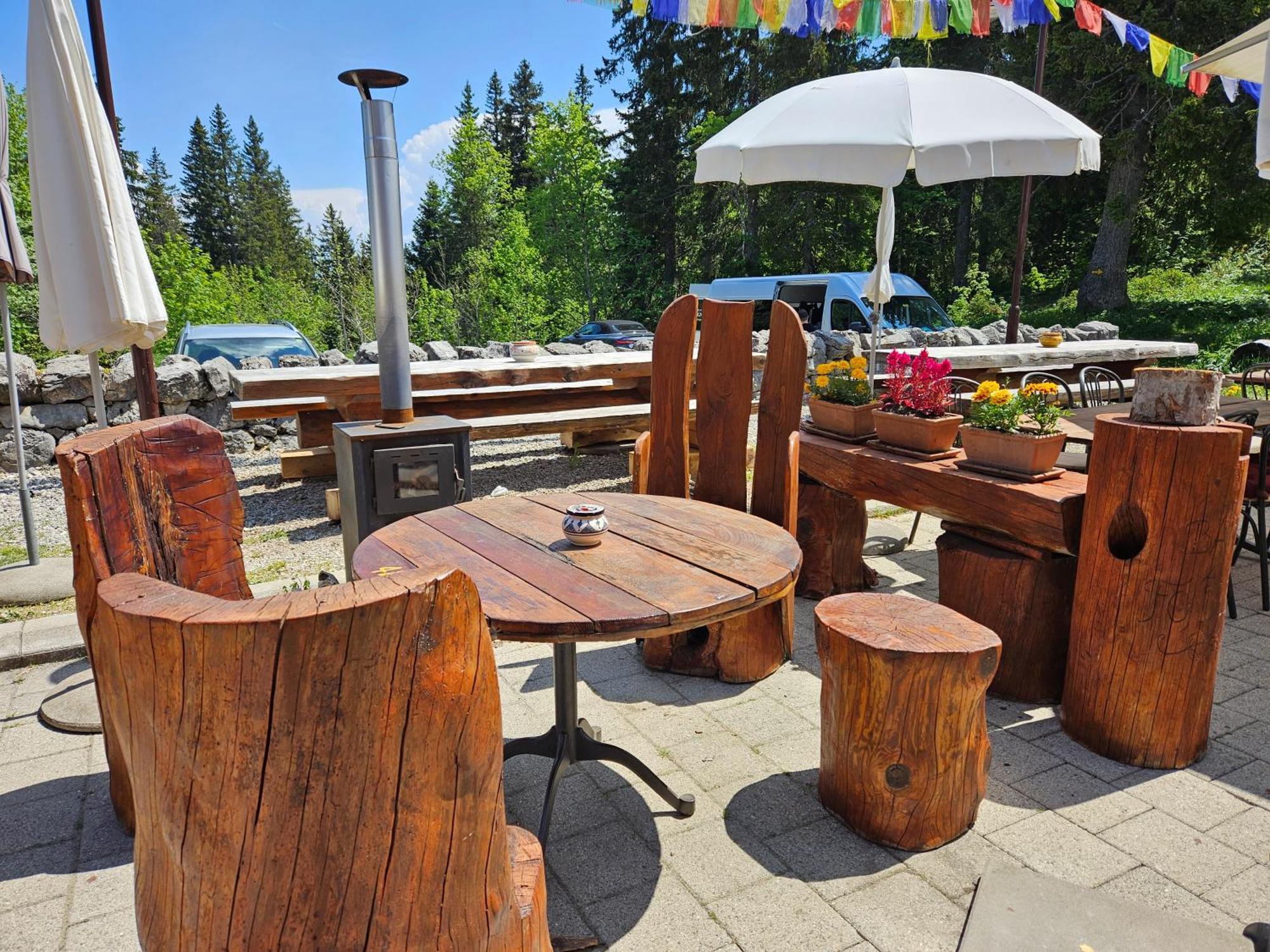 Hotel Restaurant Du Marchairuz Ле-Брасю Экстерьер фото